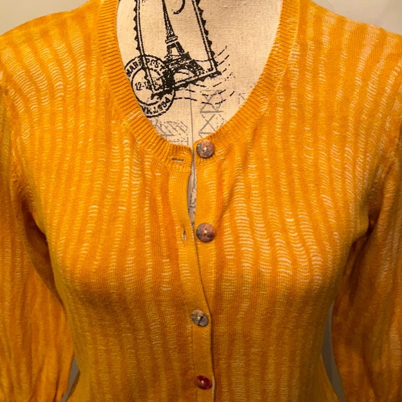 VINTAGE BCBG CARDIGAN XS *PICK 3 for $20 👚 - Picture 2 of 6